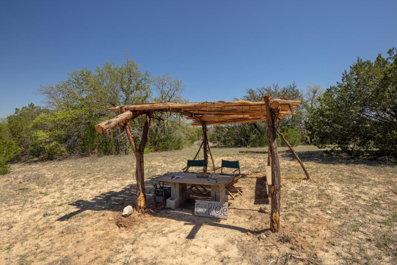 Stay On A 350-Acre Cattle Ranch! Brazos River! Tubing! Petting Zoo! Уедърфорд Екстериор снимка